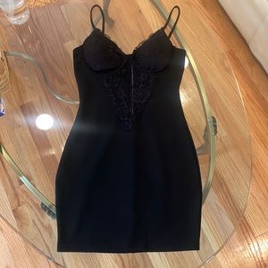 Windsor XS-S padded black sexy lace dress